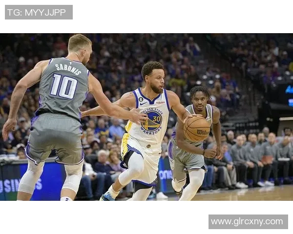 扬尼斯21000分里程碑夜 雄鹿大胜篮网终结七连败